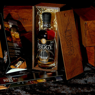 PEGGY DARK RUM – 200ml WITH WOODEN GIFT BOX